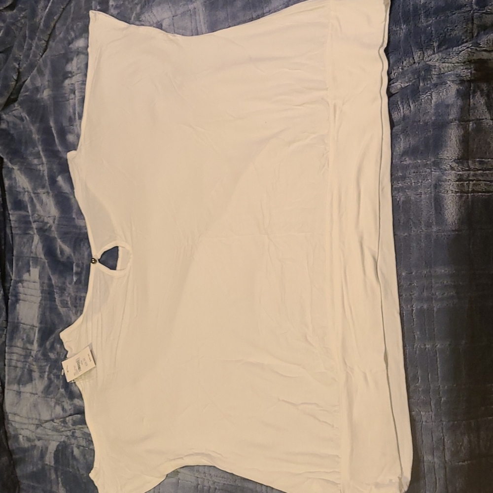 blouse - Picture 3 of 3